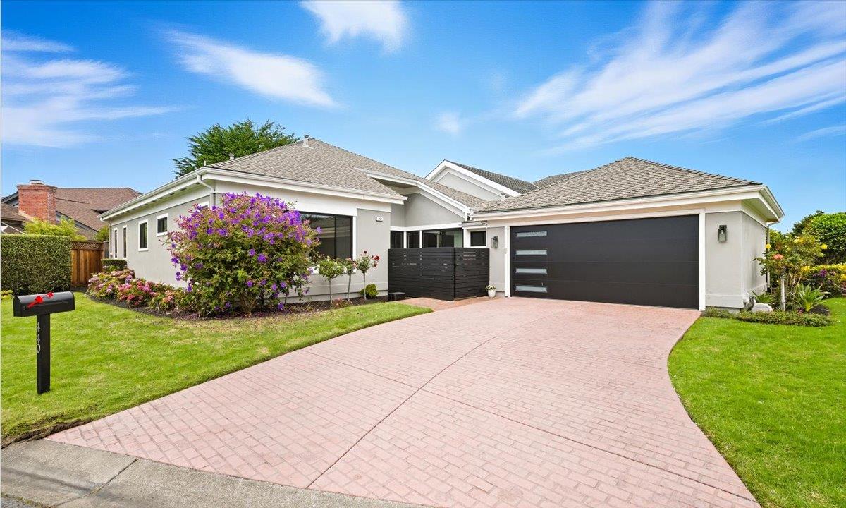 Front Image Thumbnail for ML82024445