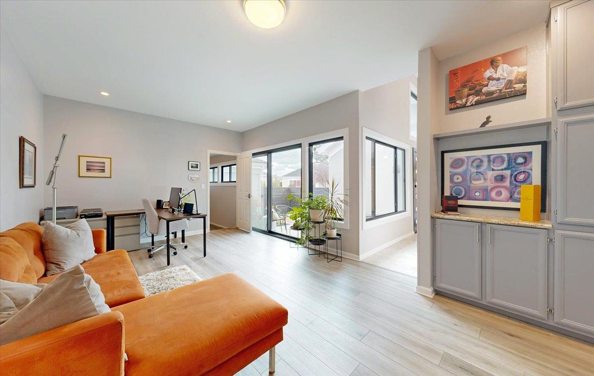 Detail Gallery Image 17 of 38 For 440 Burning Tree Ct, Half Moon Bay,  CA 94019 - 2 Beds | 2 Baths