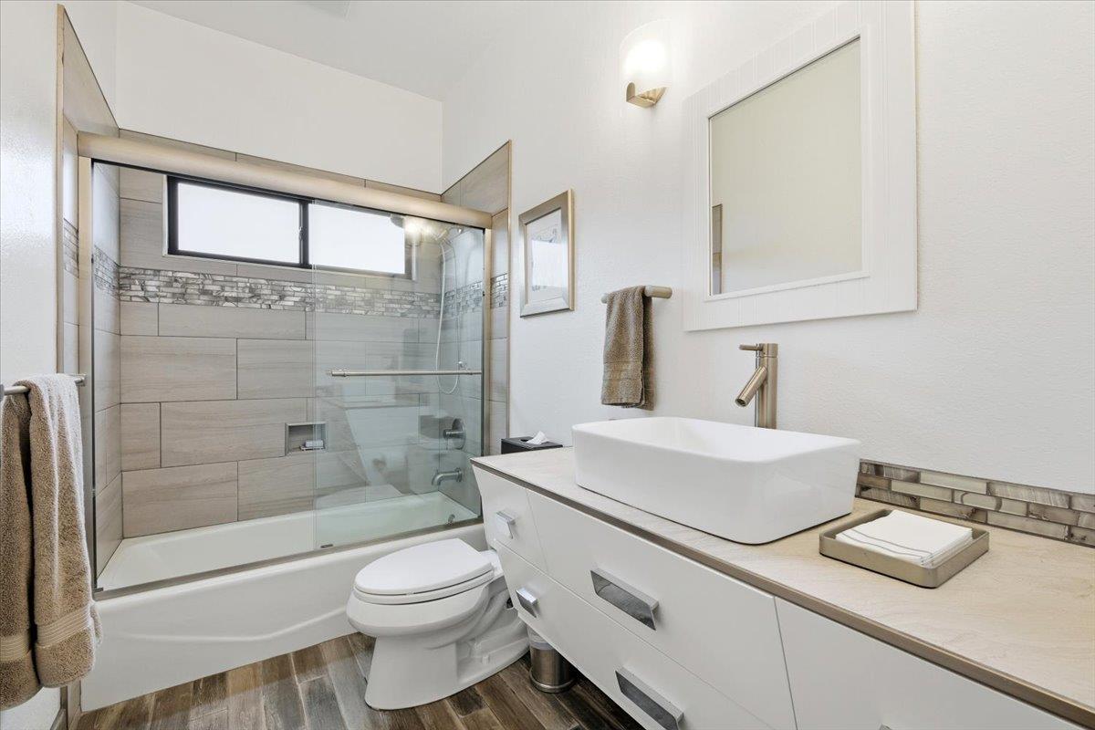 Detail Gallery Image 20 of 38 For 440 Burning Tree Ct, Half Moon Bay,  CA 94019 - 2 Beds | 2 Baths