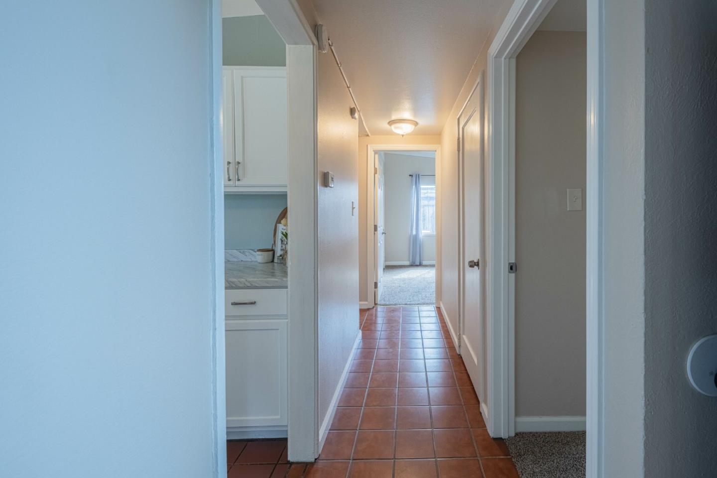 Detail Gallery Image 13 of 22 For 453 Carol Dr, Salinas,  CA 93905 - 3 Beds | 1 Baths