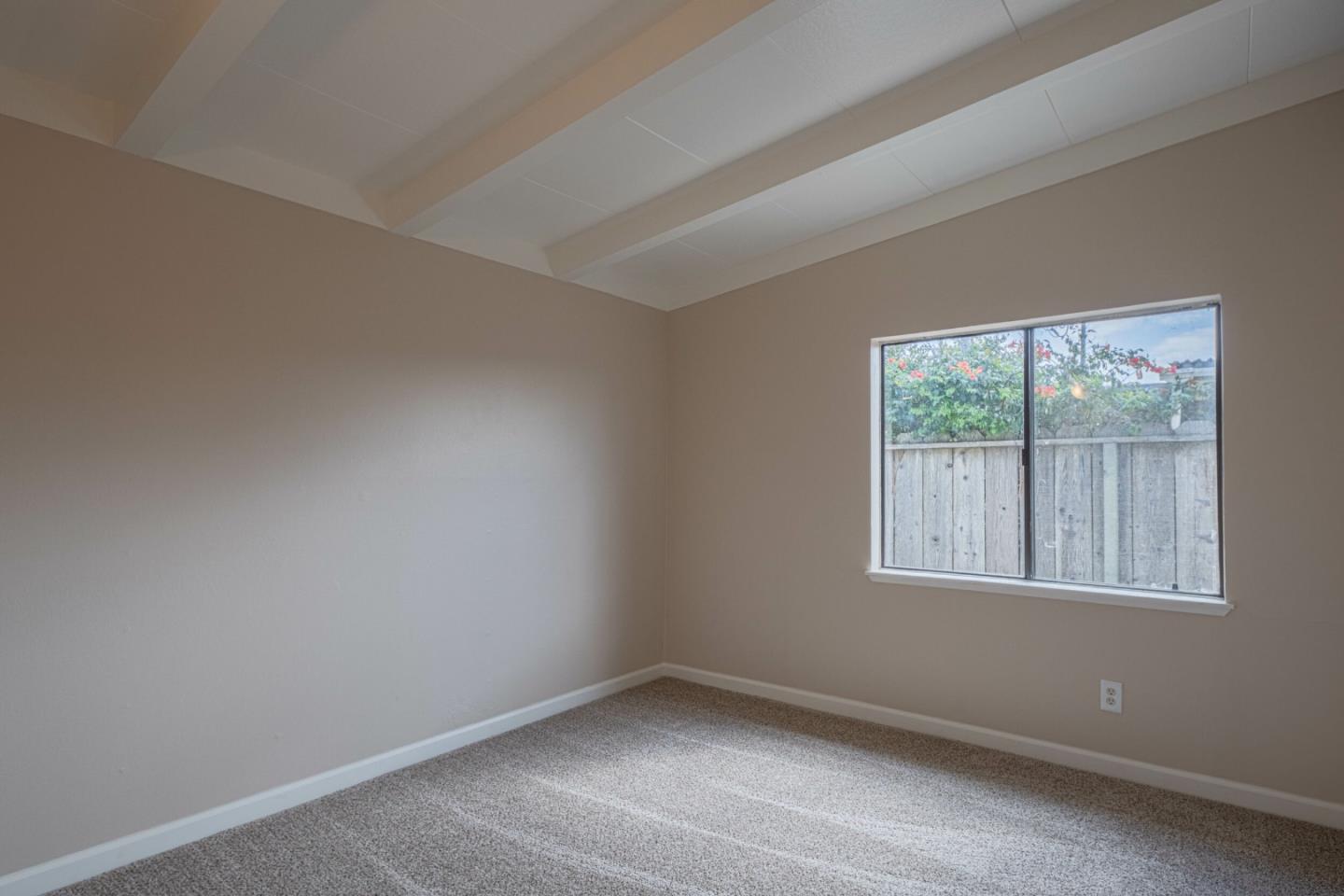 Detail Gallery Image 16 of 22 For 453 Carol Dr, Salinas,  CA 93905 - 3 Beds | 1 Baths