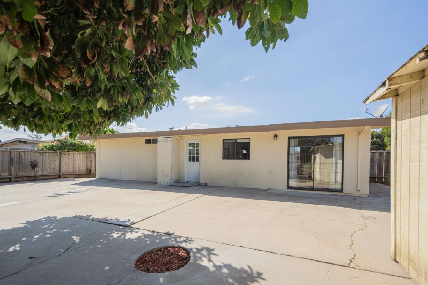 Detail Gallery Image 19 of 22 For 453 Carol Dr, Salinas,  CA 93905 - 3 Beds | 1 Baths