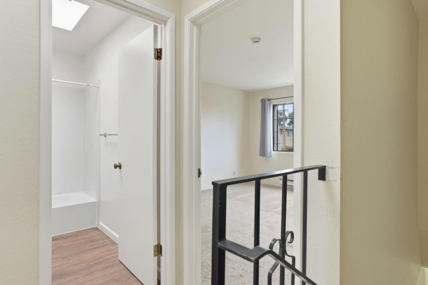 Detail Gallery Image 16 of 34 For 230 Villa Ter #2,  San Mateo,  CA 94401 - 2 Beds | 1/1 Baths