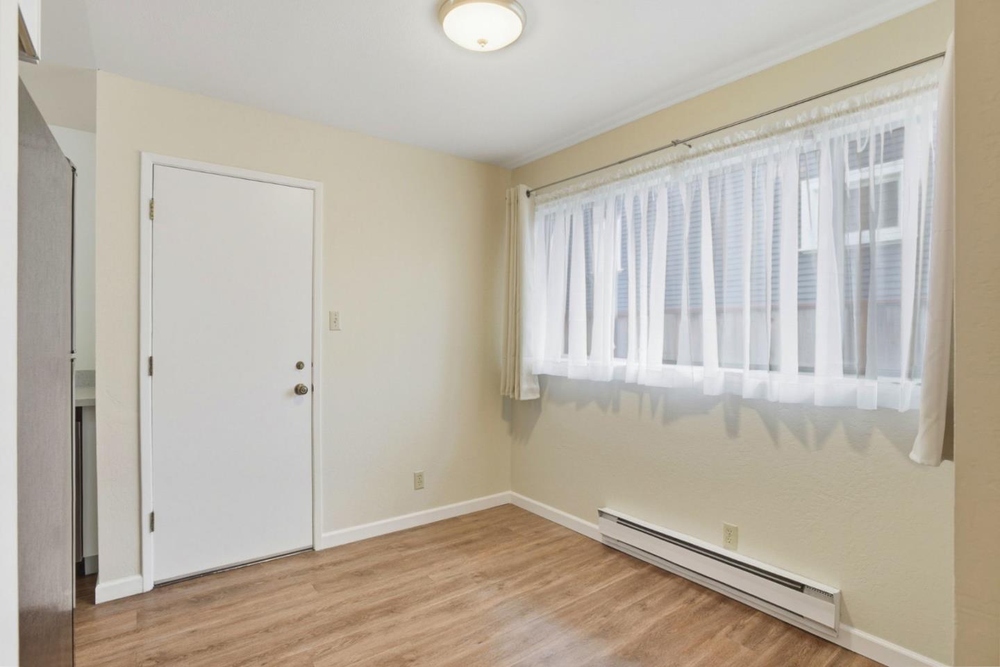 Detail Gallery Image 17 of 34 For 230 Villa Ter #2,  San Mateo,  CA 94401 - 2 Beds | 1/1 Baths