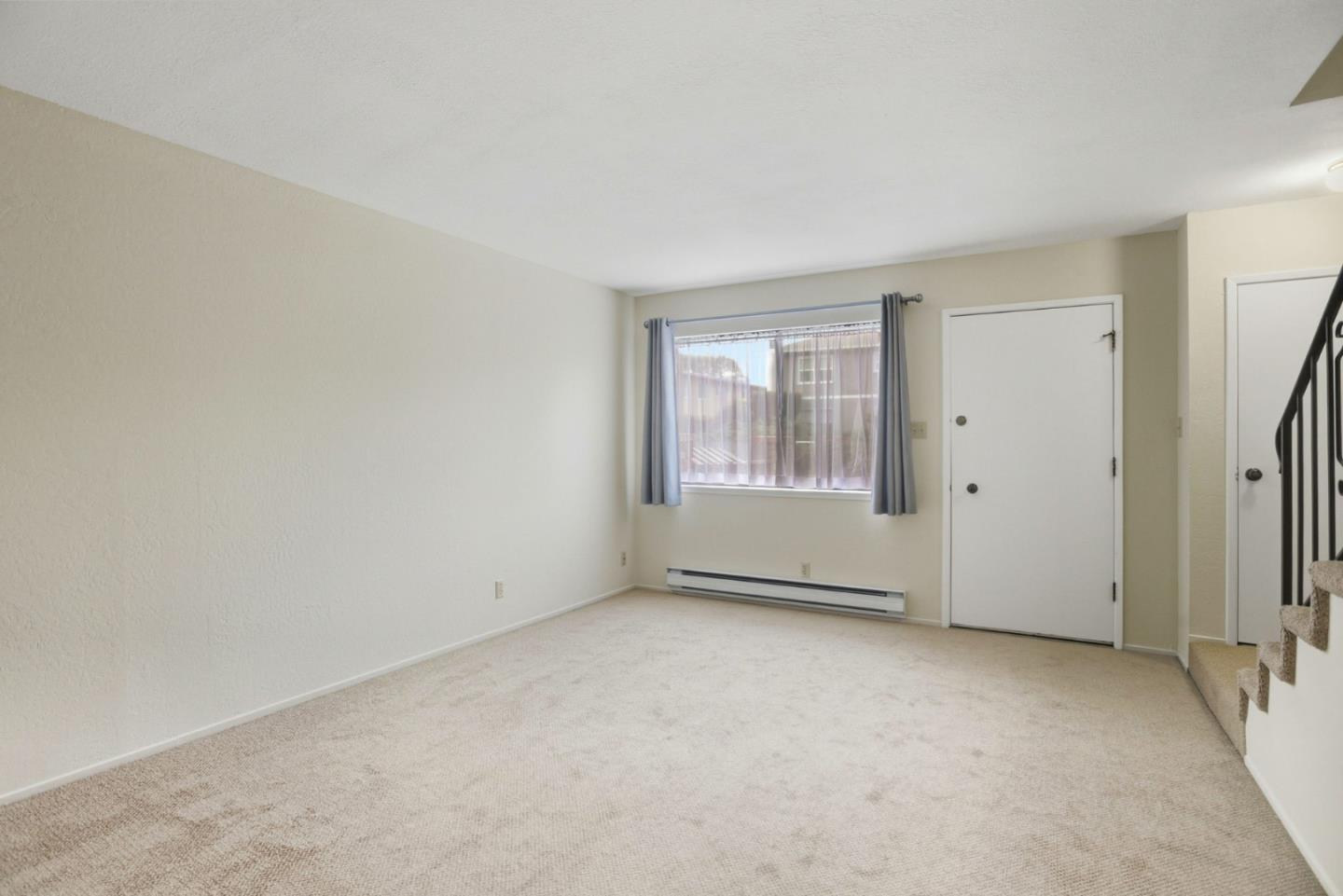 Detail Gallery Image 6 of 34 For 230 Villa Ter #2,  San Mateo,  CA 94401 - 2 Beds | 1/1 Baths