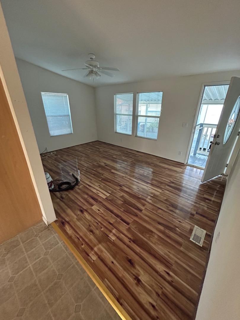 Detail Gallery Image 3 of 9 For 347 Carmel Ave #2,  Marina,  CA 93933 - 2 Beds | 2 Baths