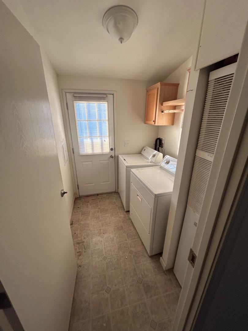 Detail Gallery Image 6 of 9 For 347 Carmel Ave #2,  Marina,  CA 93933 - 2 Beds | 2 Baths