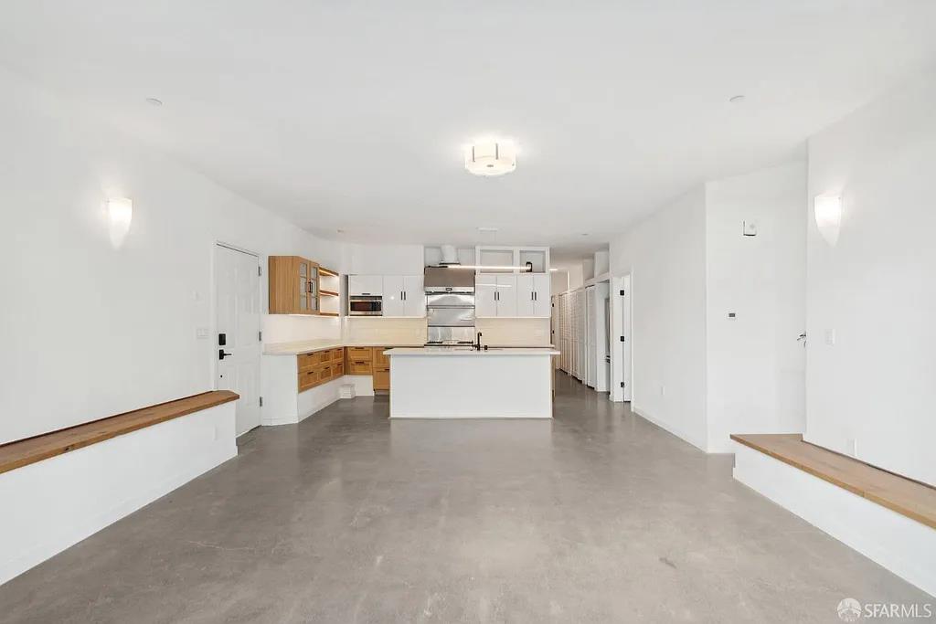 Detail Gallery Image 10 of 35 For 760 14th St #B,  San Francisco,  CA 94114 - 2 Beds | 2 Baths