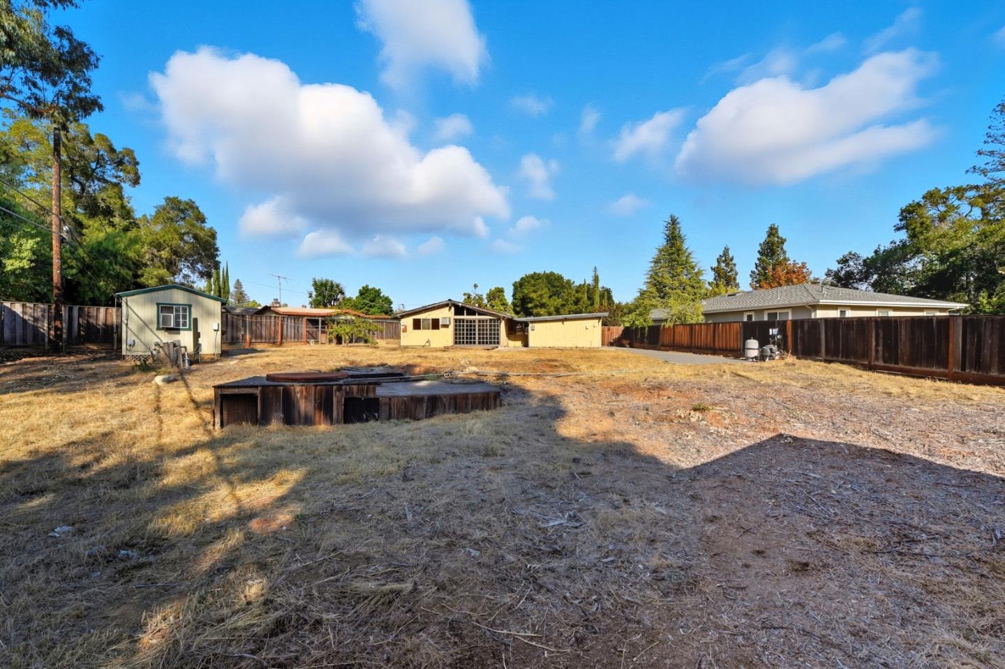 Detail Gallery Image 6 of 6 For 13550 Myren Dr, Saratoga,  CA 95070 - 3 Beds | 2 Baths