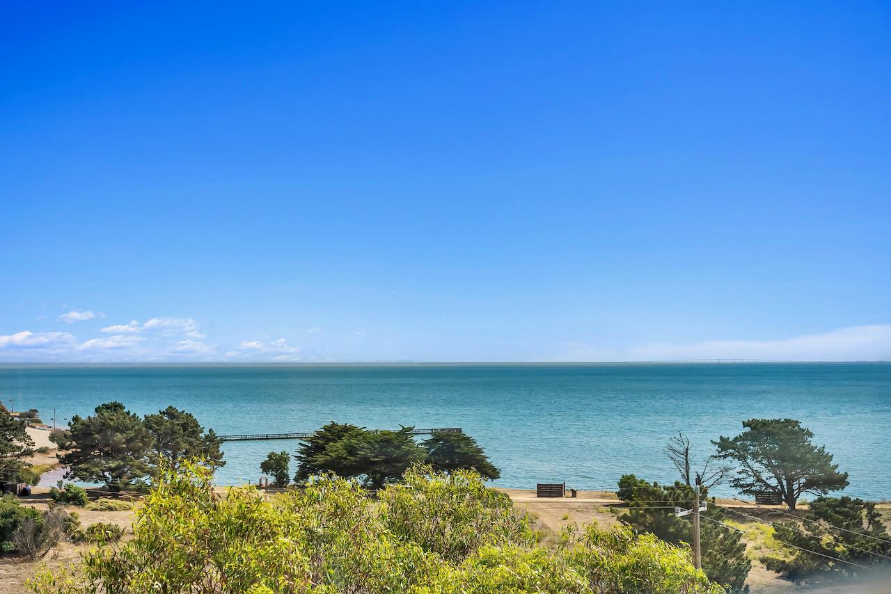 Detail Gallery Image 9 of 42 For 101 Crescent Way #2312,  San Francisco,  CA 94134 - 3 Beds | 2 Baths