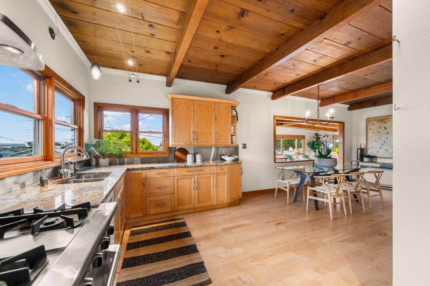 Detail Gallery Image 24 of 57 For 855 San Ramon Ave, Moss Beach,  CA 94038 - 3 Beds | 3 Baths