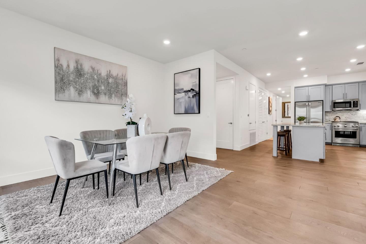 Detail Gallery Image 10 of 42 For 769 Eppleton Ln #302,  Foster City,  CA 94404 - 3 Beds | 2/1 Baths