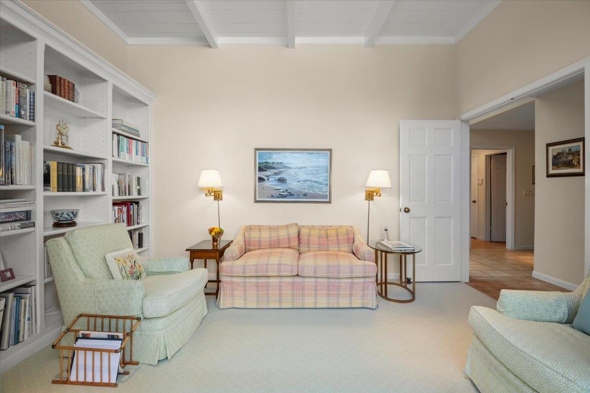 Detail Gallery Image 14 of 41 For 1360 Trinity Dr, Menlo Park,  CA 94025 - 2 Beds | 2/1 Baths