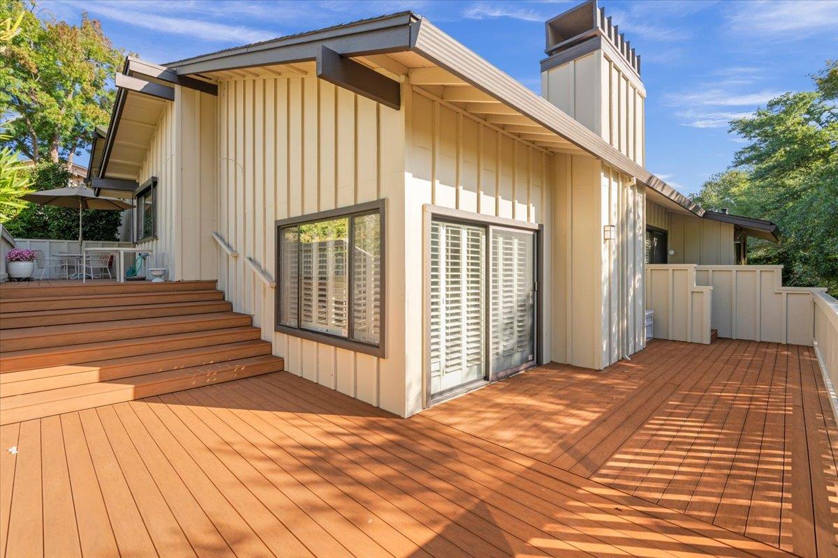 Detail Gallery Image 26 of 41 For 1360 Trinity Dr, Menlo Park,  CA 94025 - 2 Beds | 2/1 Baths