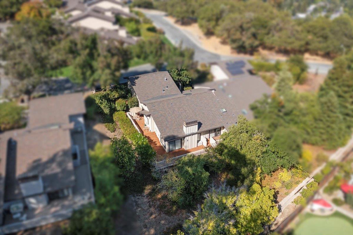 Detail Gallery Image 29 of 41 For 1360 Trinity Dr, Menlo Park,  CA 94025 - 2 Beds | 2/1 Baths