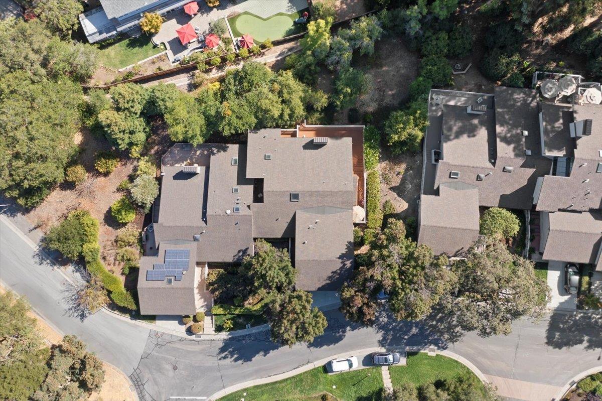 Detail Gallery Image 31 of 41 For 1360 Trinity Dr, Menlo Park,  CA 94025 - 2 Beds | 2/1 Baths