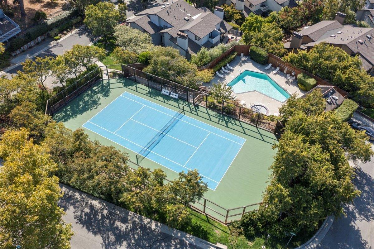 Detail Gallery Image 37 of 41 For 1360 Trinity Dr, Menlo Park,  CA 94025 - 2 Beds | 2/1 Baths