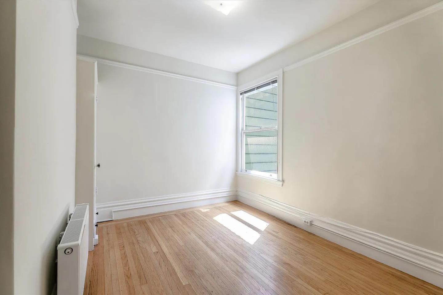 Detail Gallery Image 6 of 22 For 760 14th St #5,  San Francisco,  CA 94114 - 1 Beds | 0 Baths