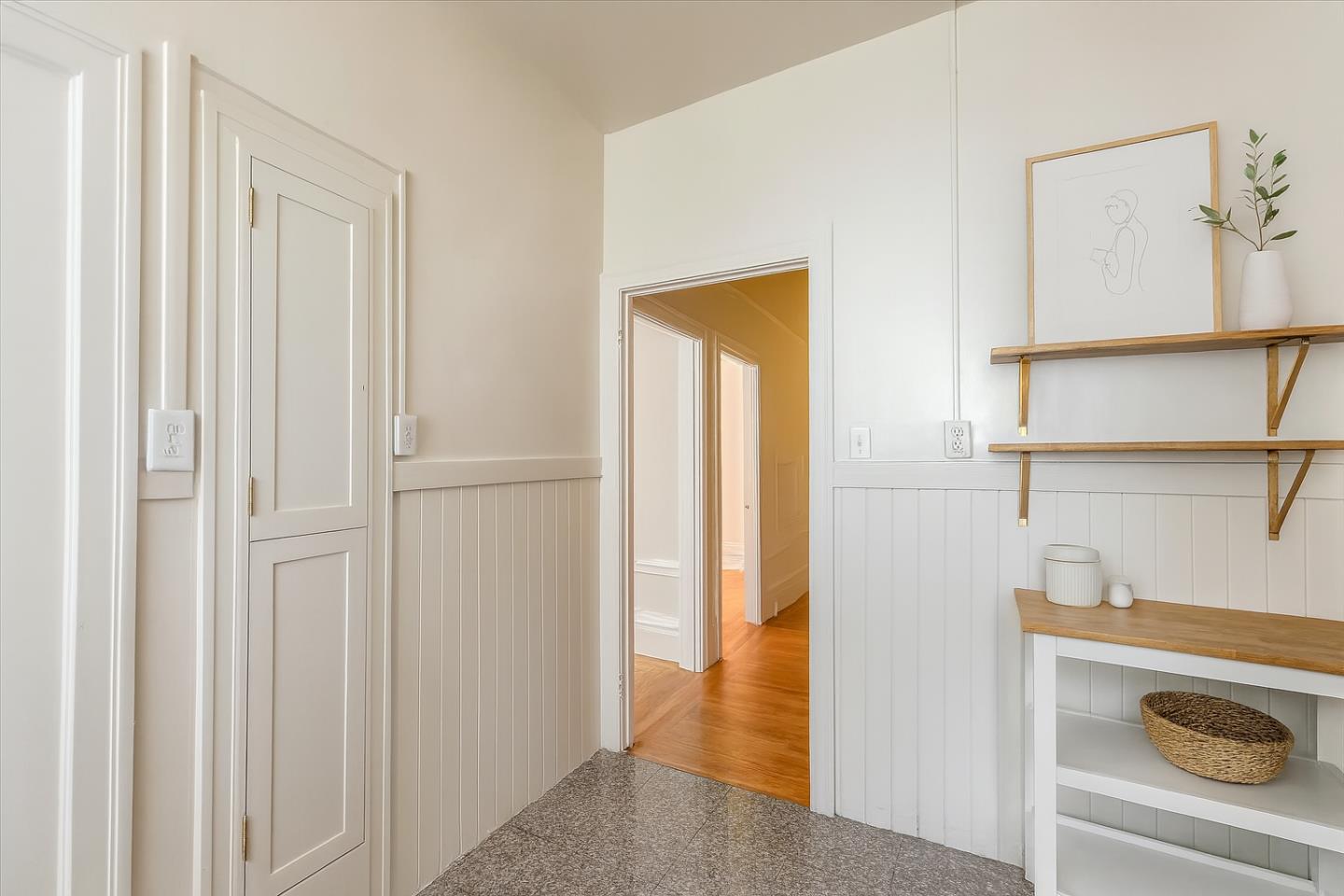 Detail Gallery Image 7 of 22 For 760 14th St #5,  San Francisco,  CA 94114 - 1 Beds | 0 Baths