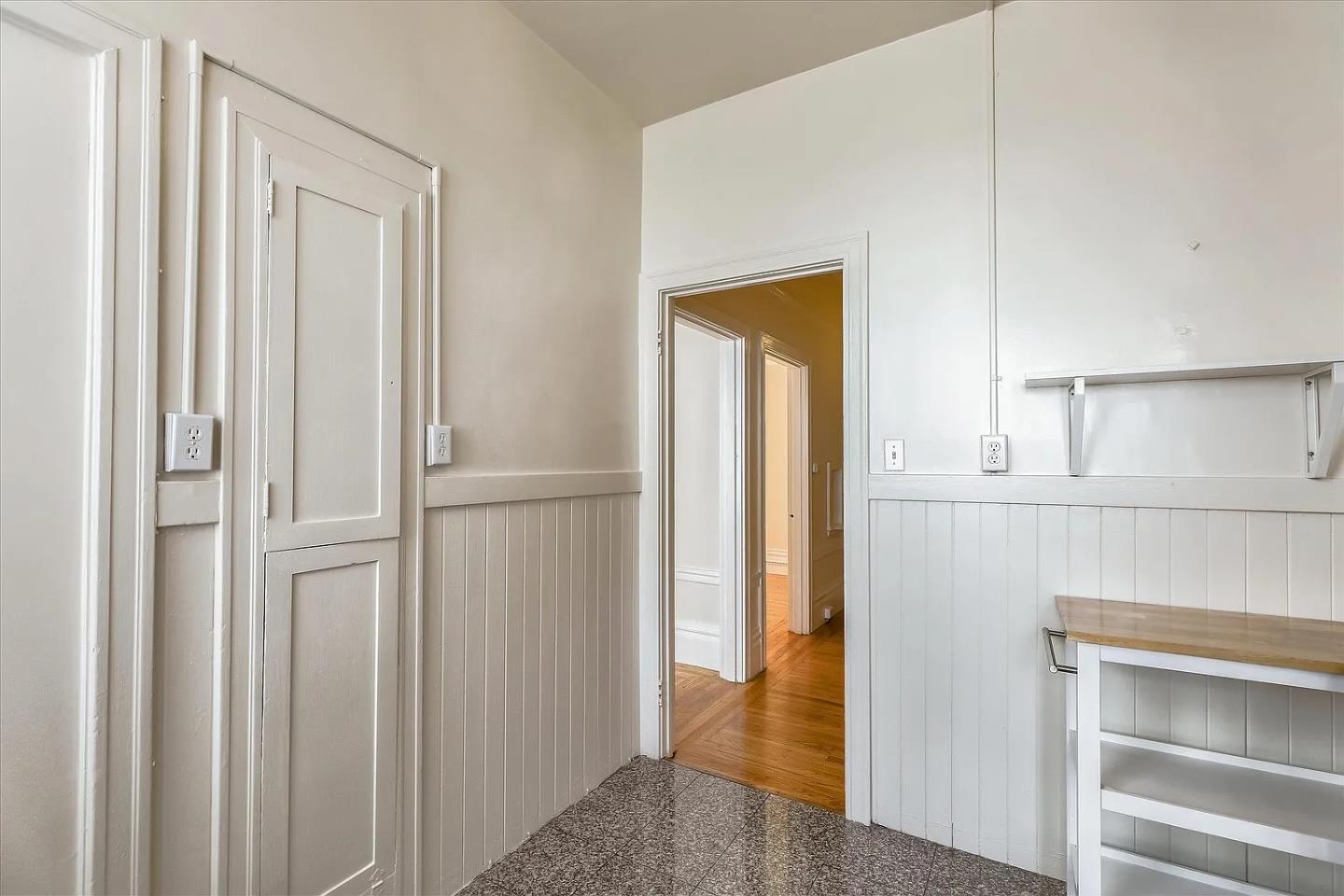 Detail Gallery Image 8 of 22 For 760 14th St #5,  San Francisco,  CA 94114 - 1 Beds | 0 Baths