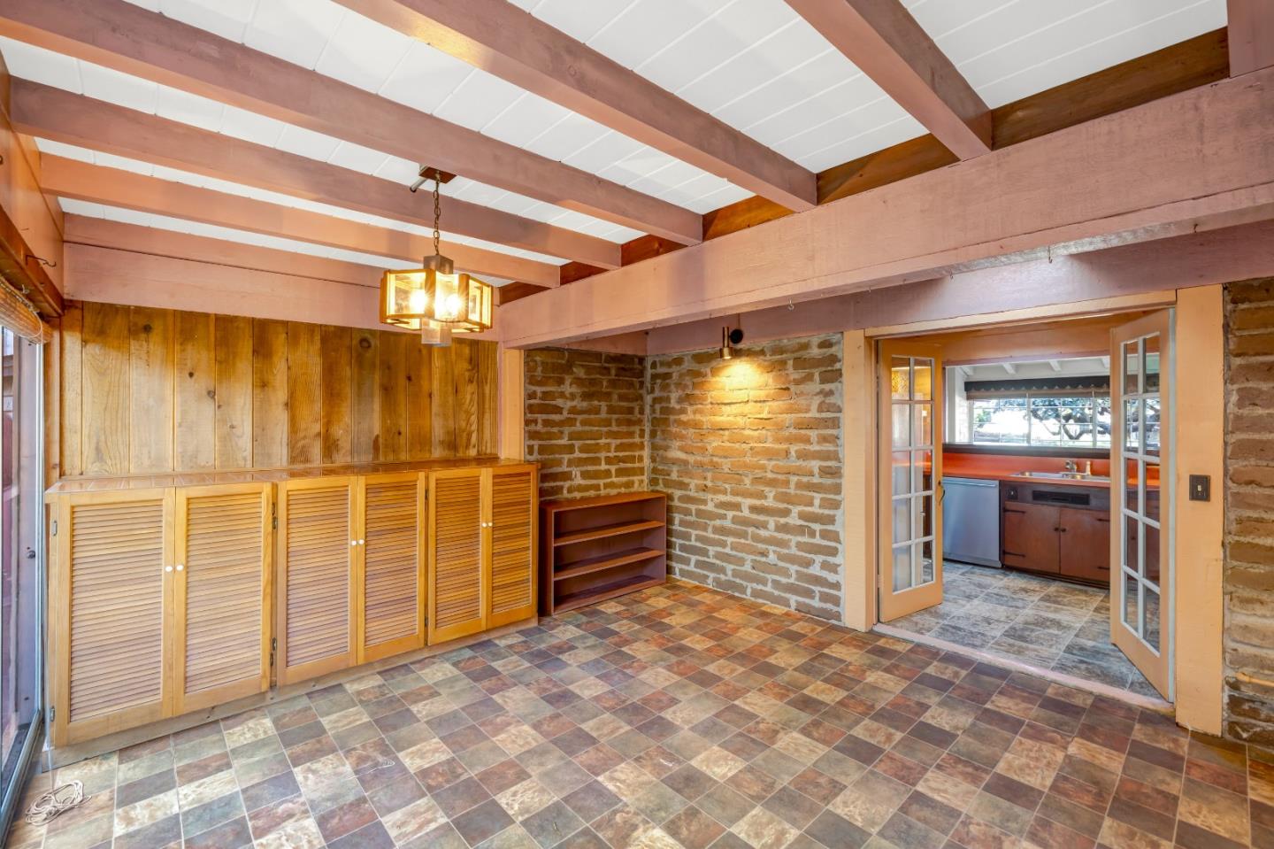 Detail Gallery Image 13 of 28 For 221 Pine Garden Ln, Pacific Grove,  CA 93950 - 2 Beds | 1 Baths