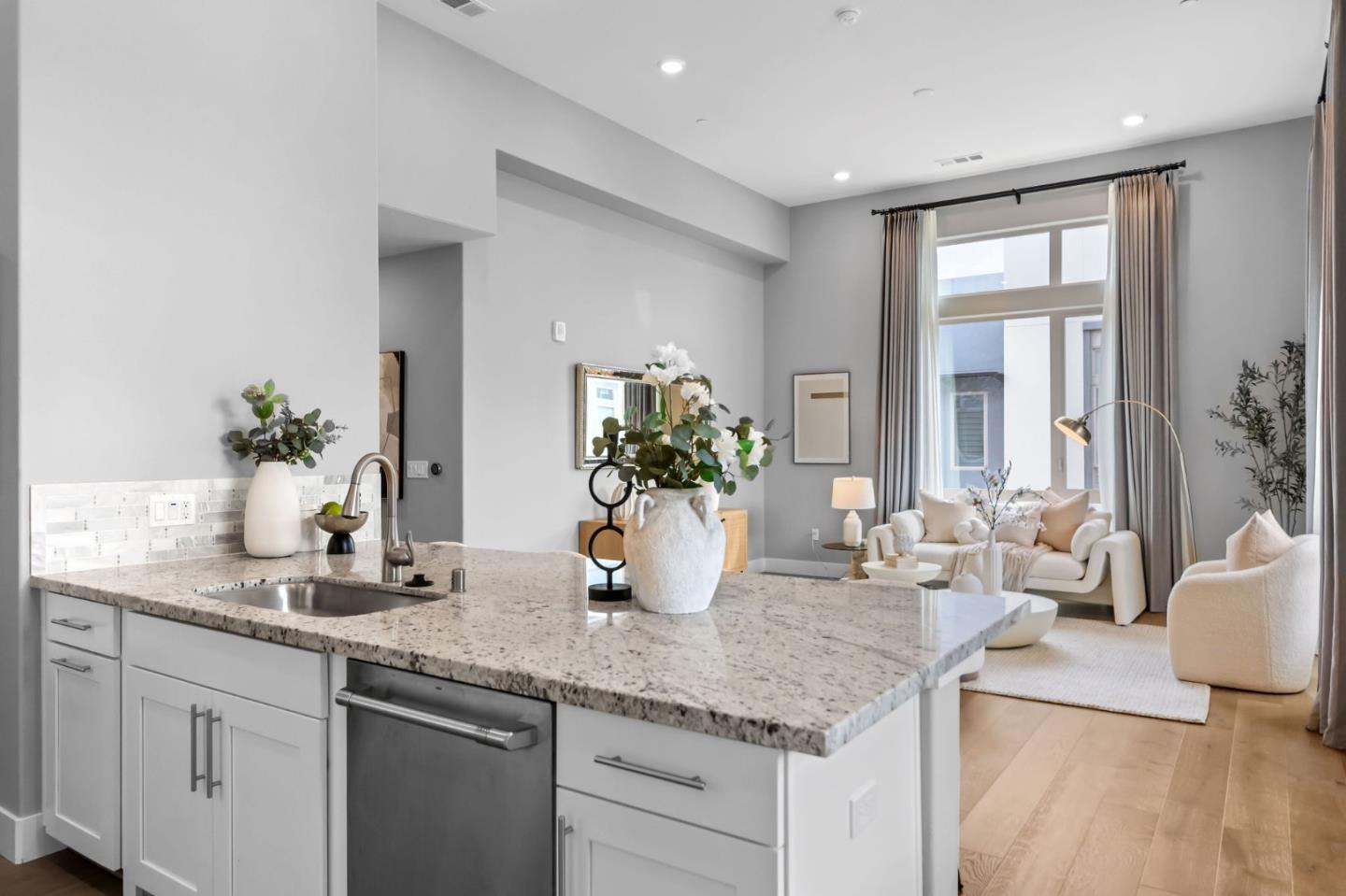 Detail Gallery Image 13 of 57 For 708 Thayer #404,  Foster City,  CA 94404 - 3 Beds | 2 Baths