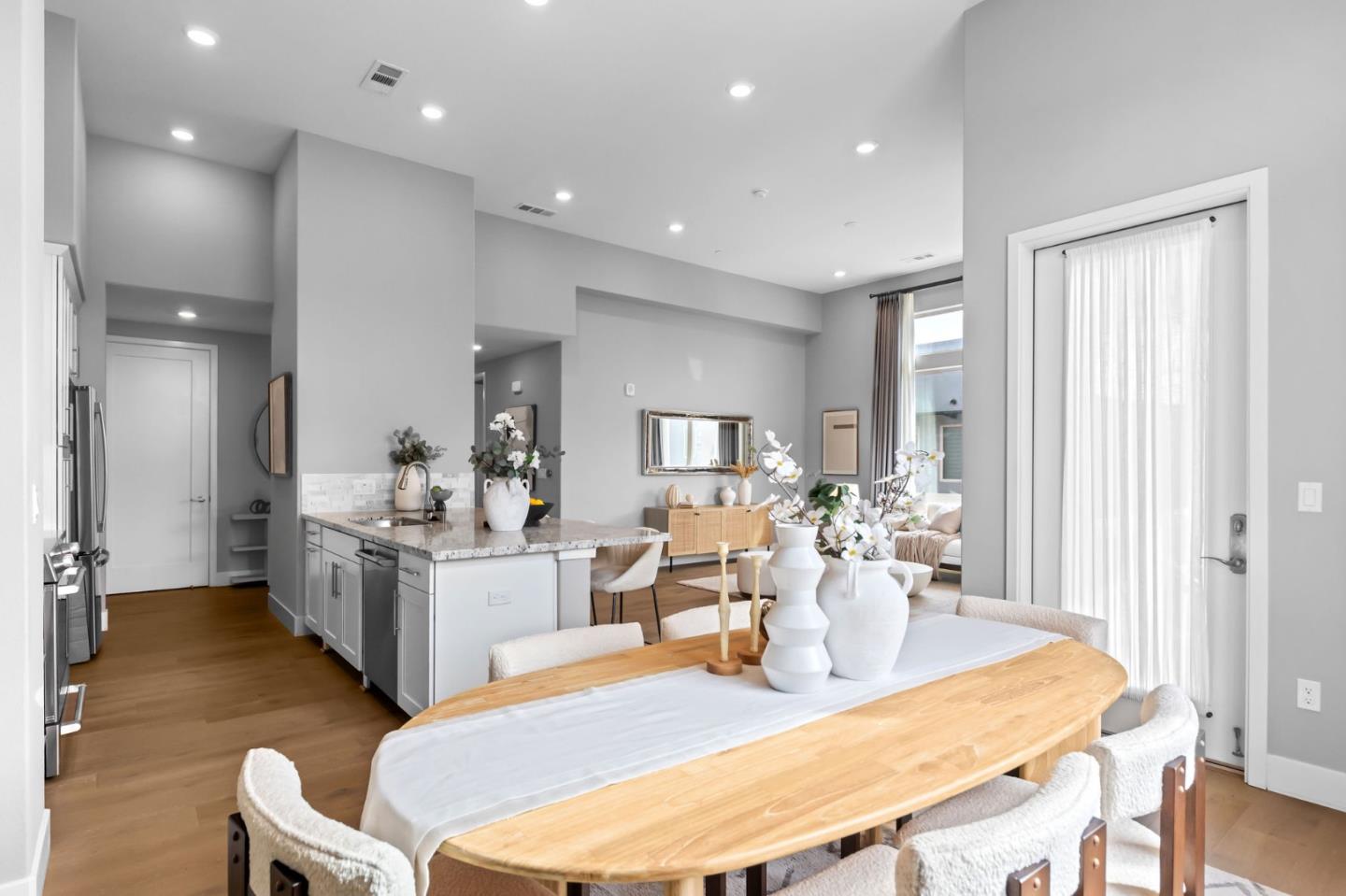 Detail Gallery Image 20 of 57 For 708 Thayer #404,  Foster City,  CA 94404 - 3 Beds | 2 Baths