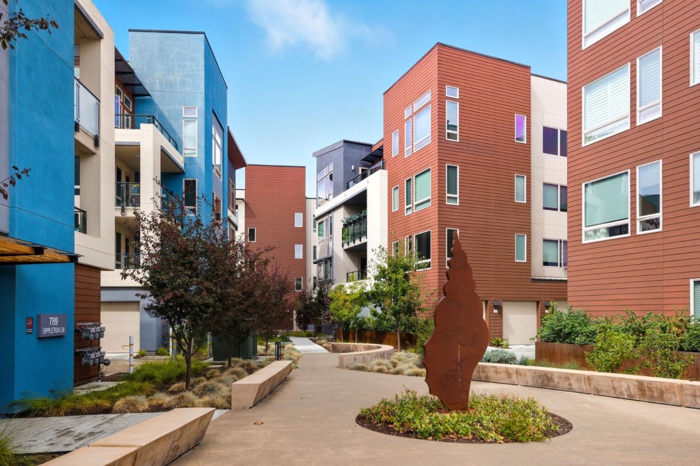 Detail Gallery Image 49 of 57 For 708 Thayer #404,  Foster City,  CA 94404 - 3 Beds | 2 Baths