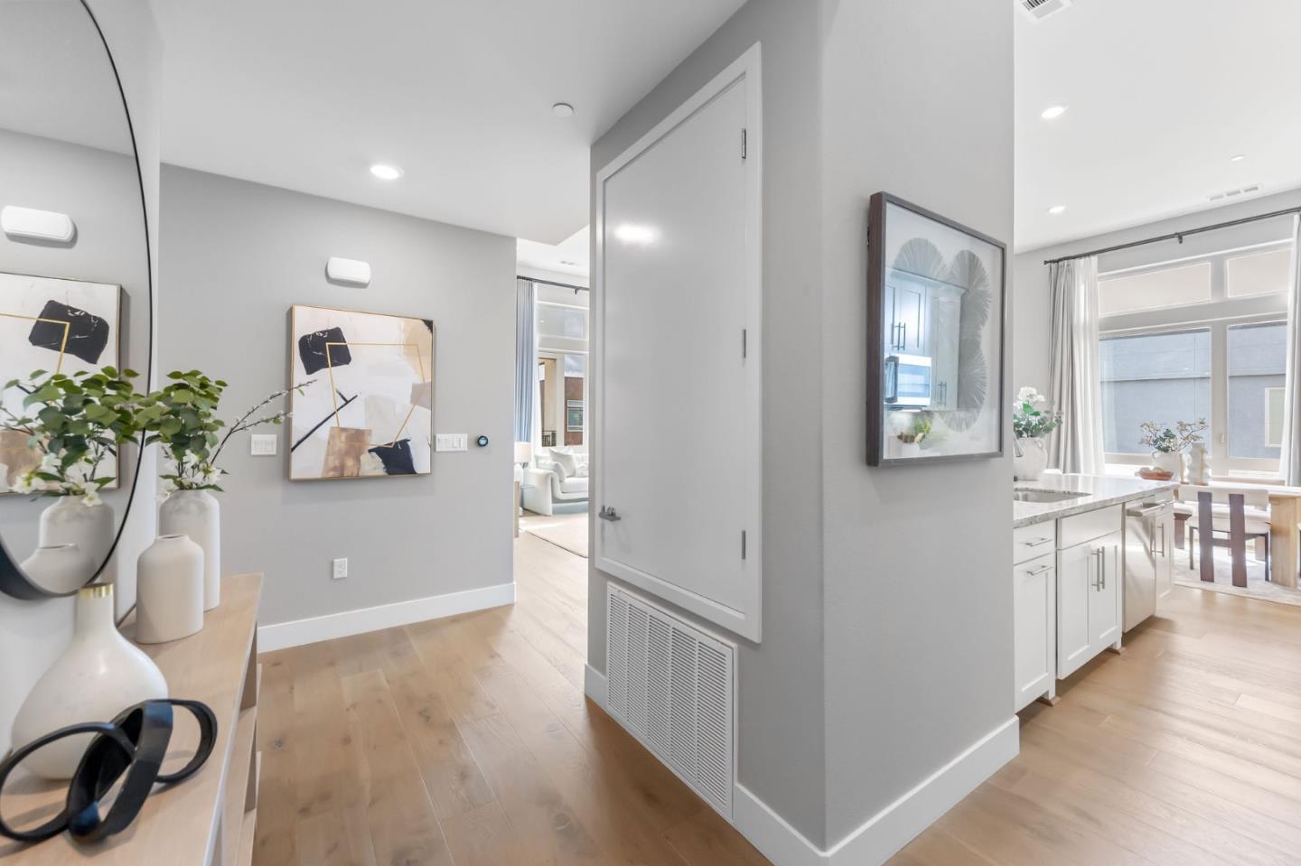 Detail Gallery Image 9 of 57 For 708 Thayer #404,  Foster City,  CA 94404 - 3 Beds | 2 Baths