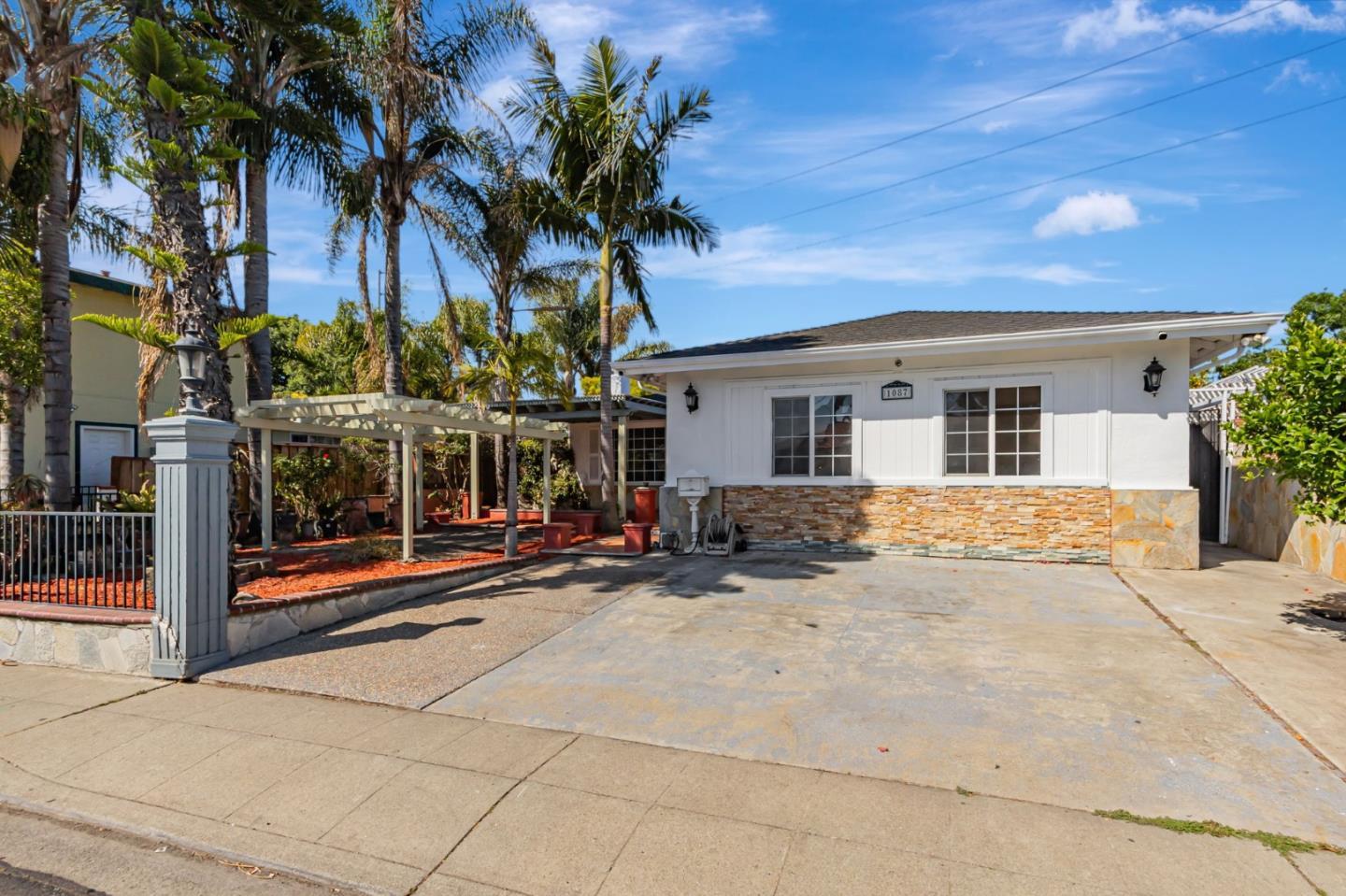 Detail Gallery Image 5 of 59 For 1087 Starlite Dr, Milpitas,  CA 95035 - 4 Beds | 2 Baths