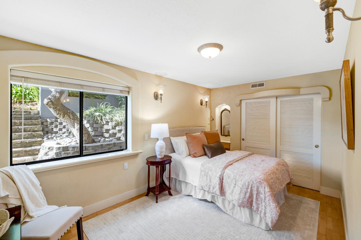 Detail Gallery Image 15 of 21 For Se 4th Ave Torres St, Carmel,  CA 93923 - 3 Beds | 3/1 Baths