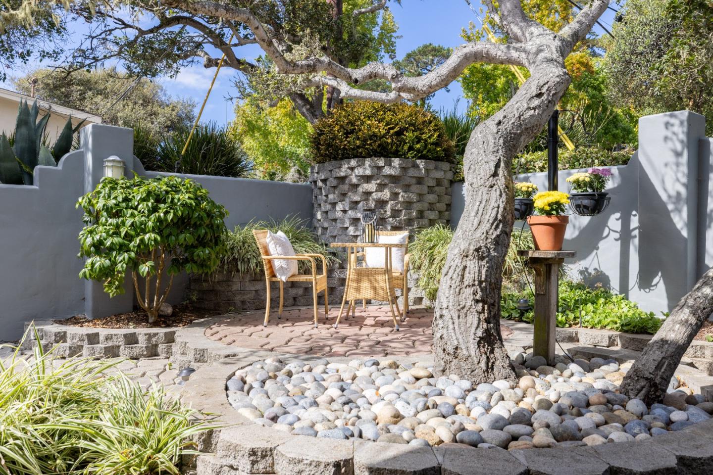 Detail Gallery Image 17 of 21 For Se 4th Ave Torres St, Carmel,  CA 93923 - 3 Beds | 3/1 Baths