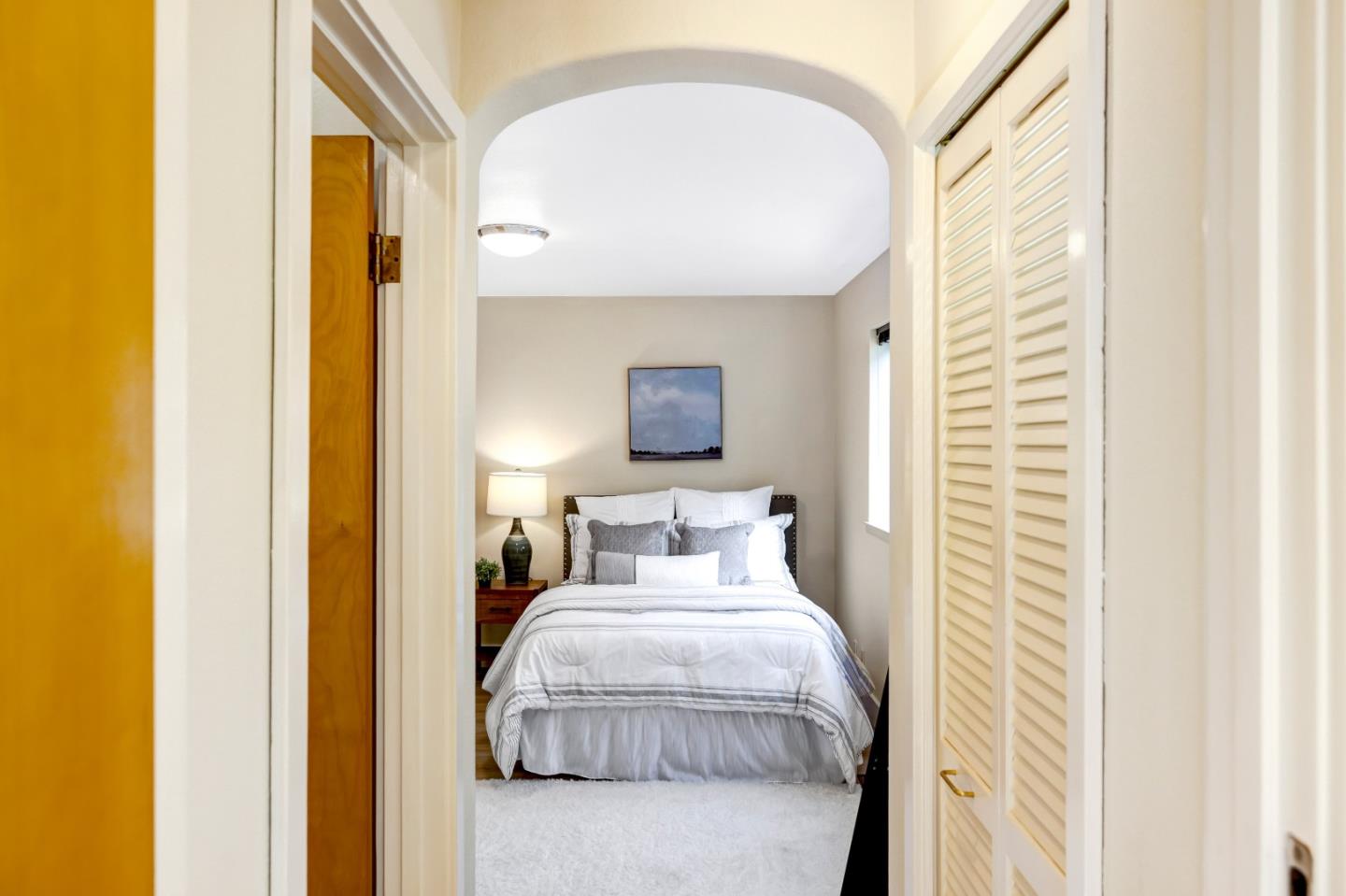 Detail Gallery Image 9 of 21 For Se 4th Ave Torres St, Carmel,  CA 93923 - 3 Beds | 3/1 Baths