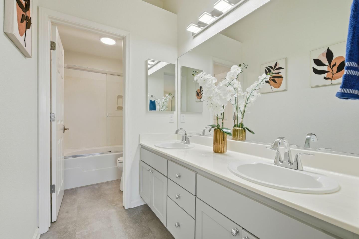 Detail Gallery Image 17 of 24 For 123 Positano Cir #406,  Redwood City,  CA 94065 - 2 Beds | 2 Baths