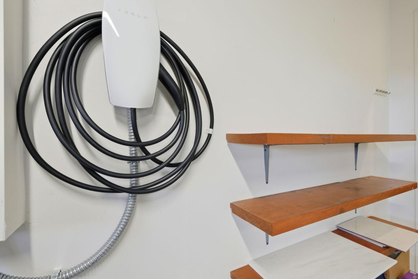 Detail Gallery Image 23 of 24 For 123 Positano Cir #406,  Redwood City,  CA 94065 - 2 Beds | 2 Baths