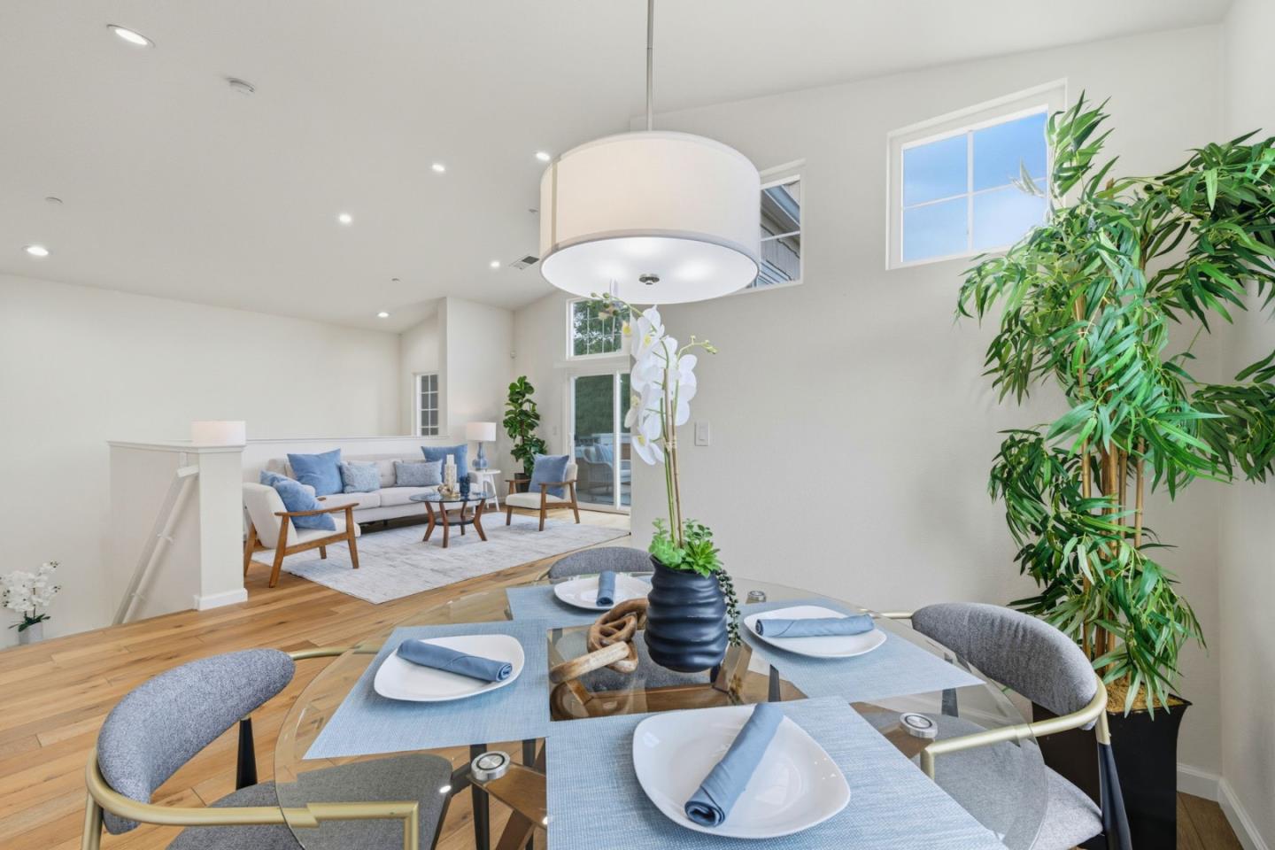 Detail Gallery Image 8 of 24 For 123 Positano Cir #406,  Redwood City,  CA 94065 - 2 Beds | 2 Baths