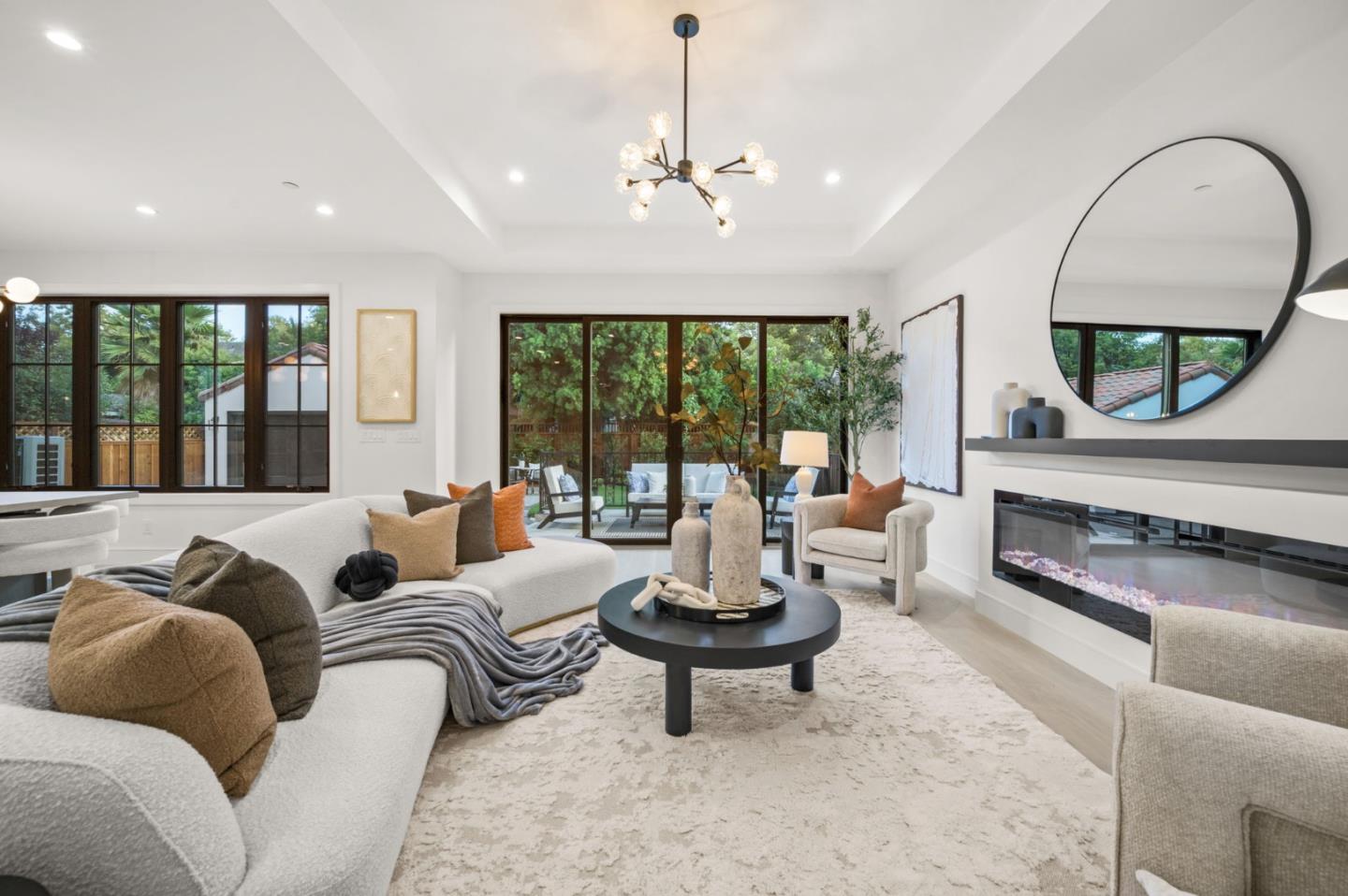 Detail Gallery Image 22 of 109 For 1124 Pine Ave, San Jose,  CA 95125 - 4 Beds | 4/1 Baths