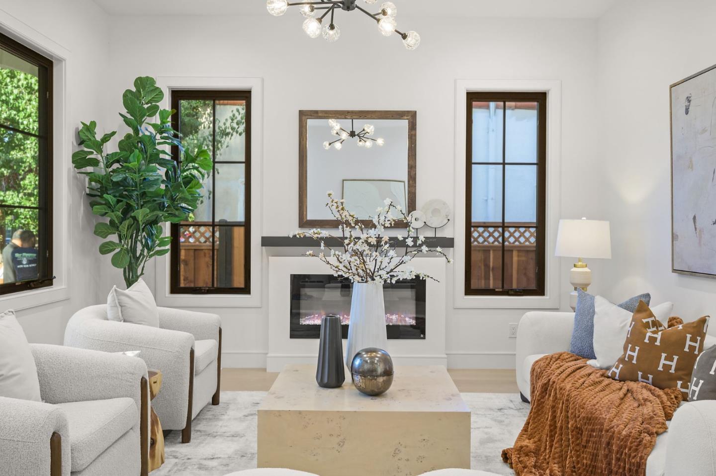 Detail Gallery Image 25 of 109 For 1124 Pine Ave, San Jose,  CA 95125 - 4 Beds | 4/1 Baths