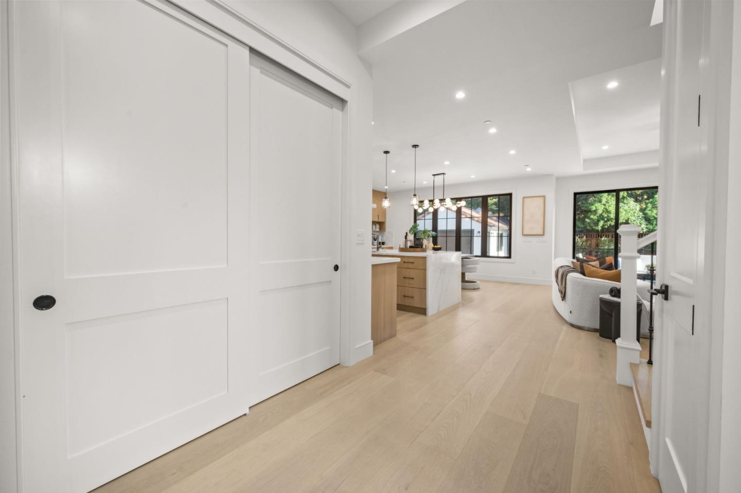 Detail Gallery Image 34 of 109 For 1124 Pine Ave, San Jose,  CA 95125 - 4 Beds | 4/1 Baths