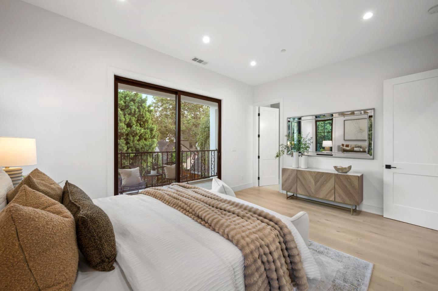 Detail Gallery Image 47 of 109 For 1124 Pine Ave, San Jose,  CA 95125 - 4 Beds | 4/1 Baths