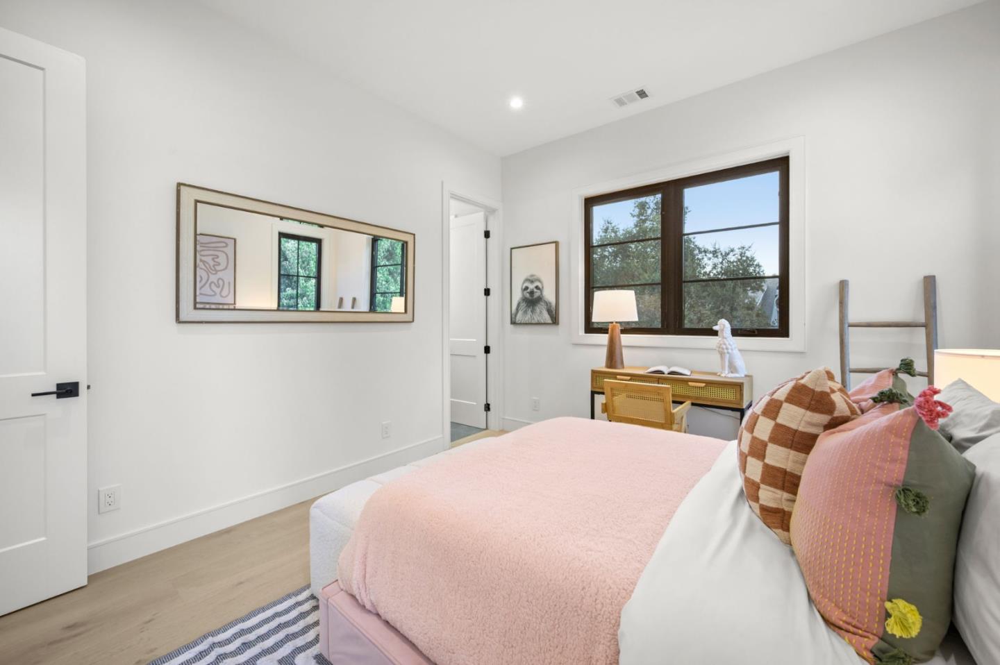 Detail Gallery Image 58 of 109 For 1124 Pine Ave, San Jose,  CA 95125 - 4 Beds | 4/1 Baths