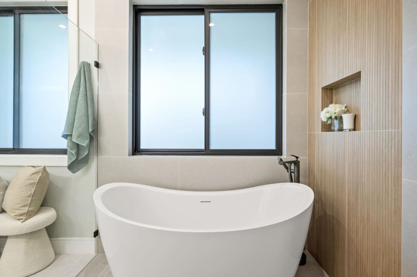 Detail Gallery Image 73 of 109 For 1124 Pine Ave, San Jose,  CA 95125 - 4 Beds | 4/1 Baths