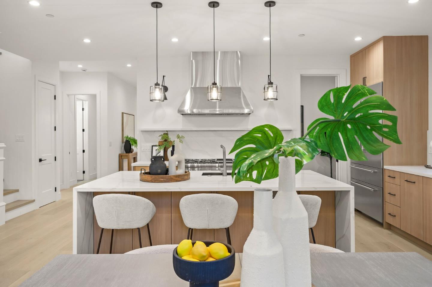 Detail Gallery Image 8 of 109 For 1124 Pine Ave, San Jose,  CA 95125 - 4 Beds | 4/1 Baths