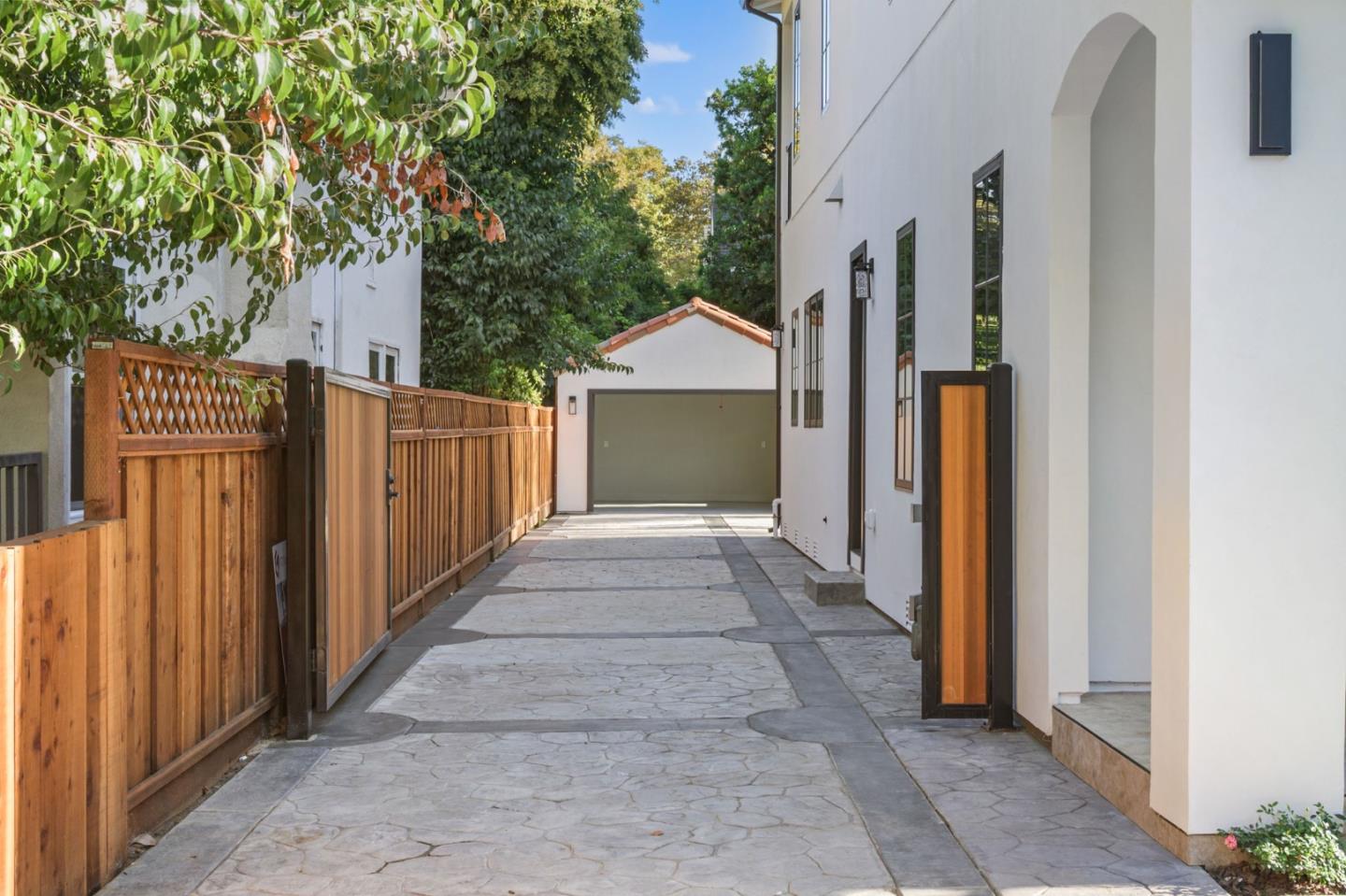 Detail Gallery Image 80 of 109 For 1124 Pine Ave, San Jose,  CA 95125 - 4 Beds | 4/1 Baths