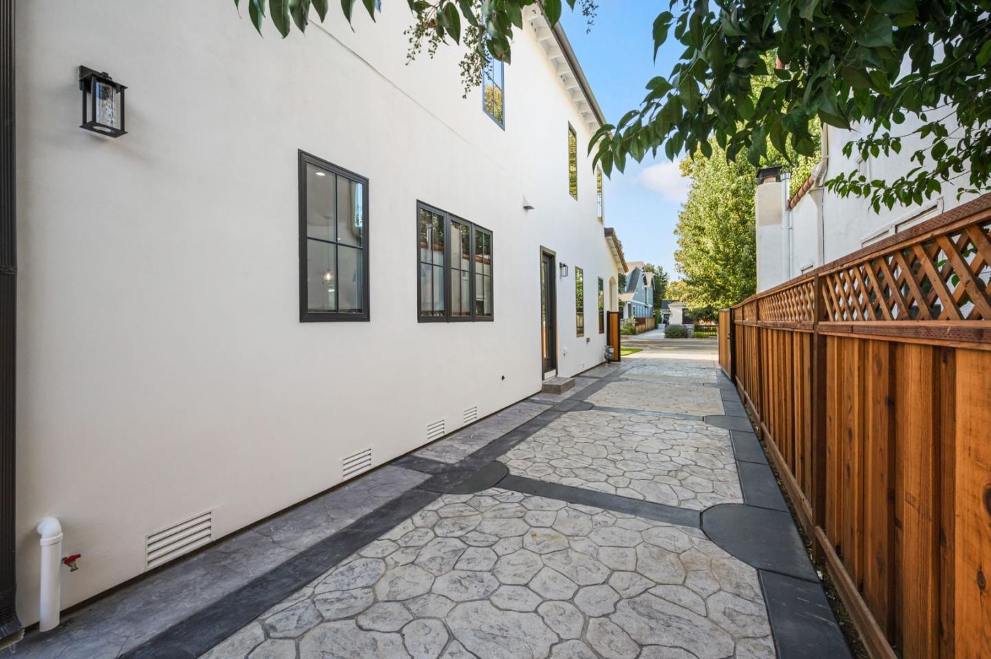 Detail Gallery Image 83 of 109 For 1124 Pine Ave, San Jose,  CA 95125 - 4 Beds | 4/1 Baths