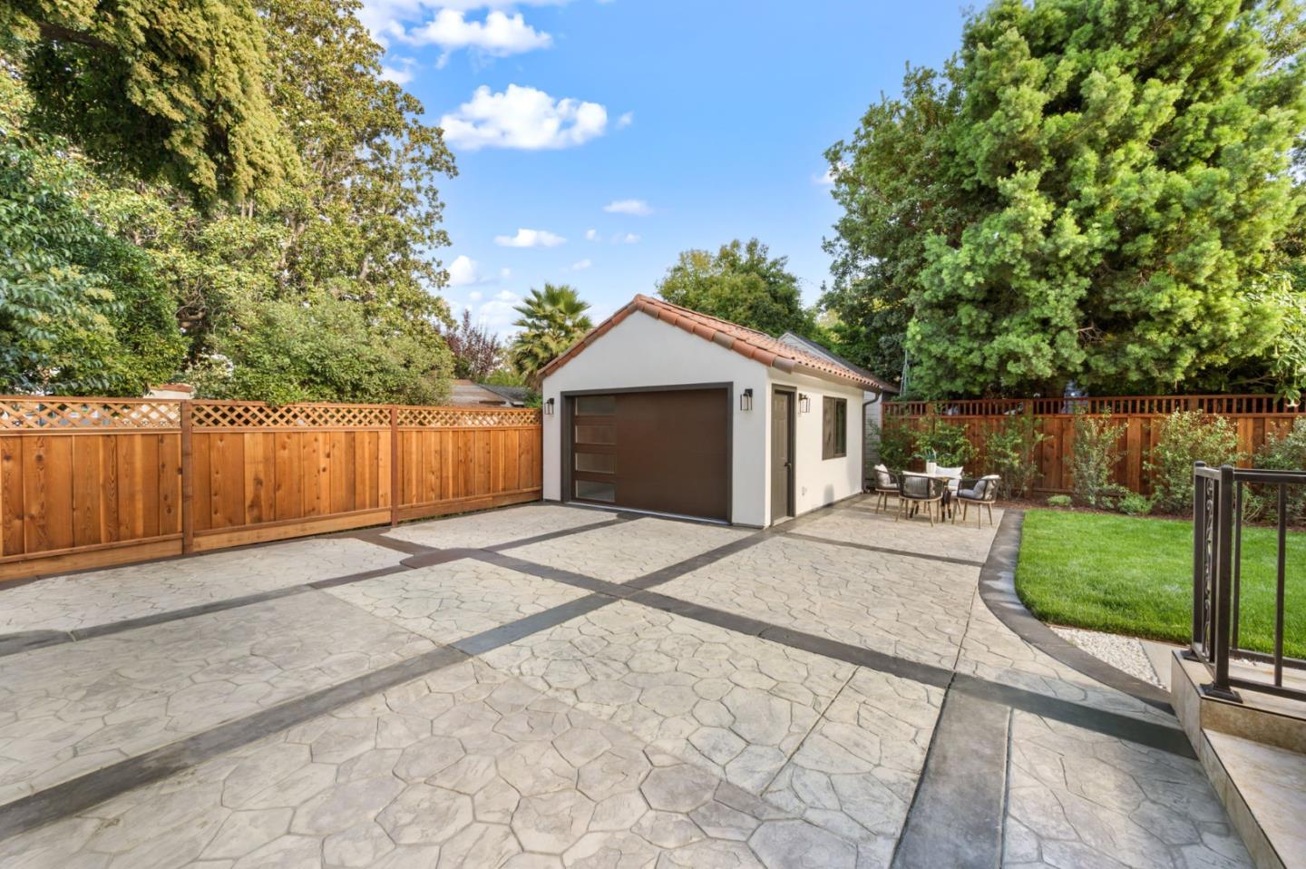 Detail Gallery Image 85 of 109 For 1124 Pine Ave, San Jose,  CA 95125 - 4 Beds | 4/1 Baths