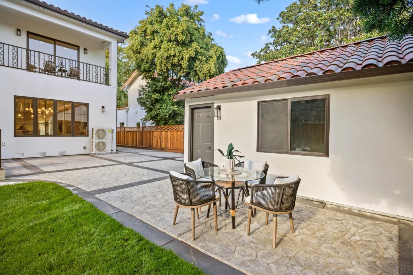 Detail Gallery Image 95 of 109 For 1124 Pine Ave, San Jose,  CA 95125 - 4 Beds | 4/1 Baths