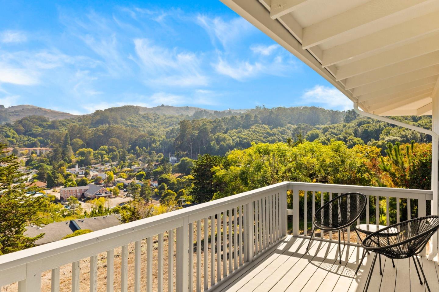 Detail Gallery Image 4 of 38 For 54 Buckelew, Sausalito,  CA 94965 - 4 Beds | 2 Baths