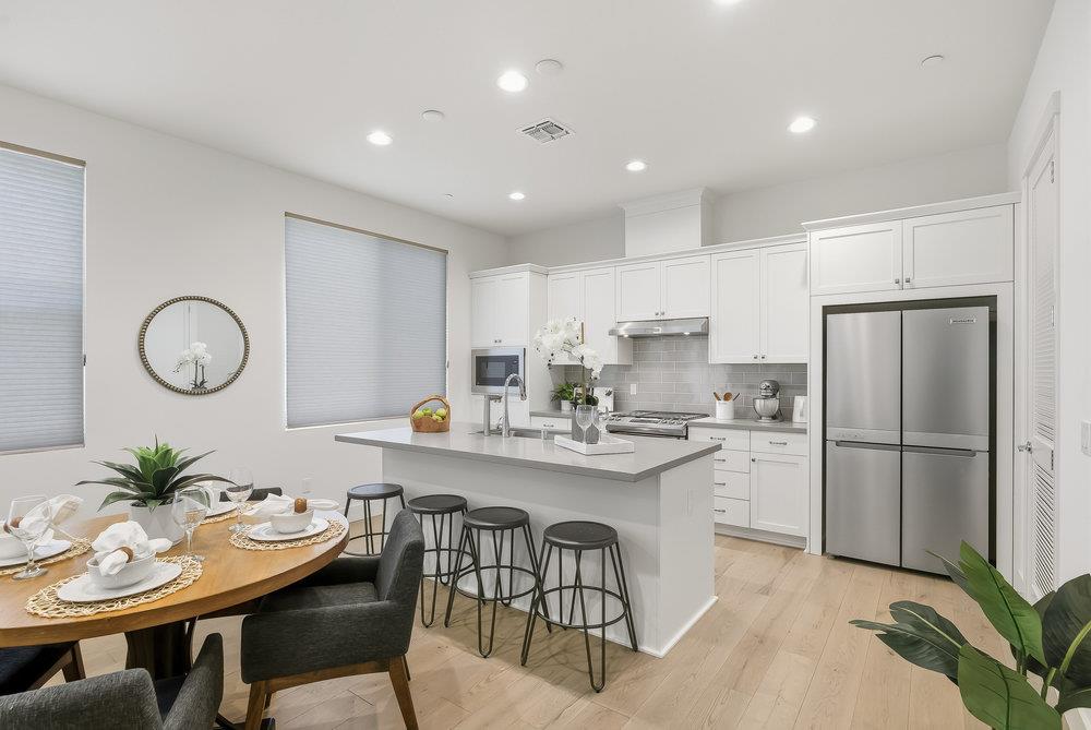 Detail Gallery Image 10 of 41 For 254 Terraine St, San Jose,  CA 95110 - 2 Beds | 2/1 Baths