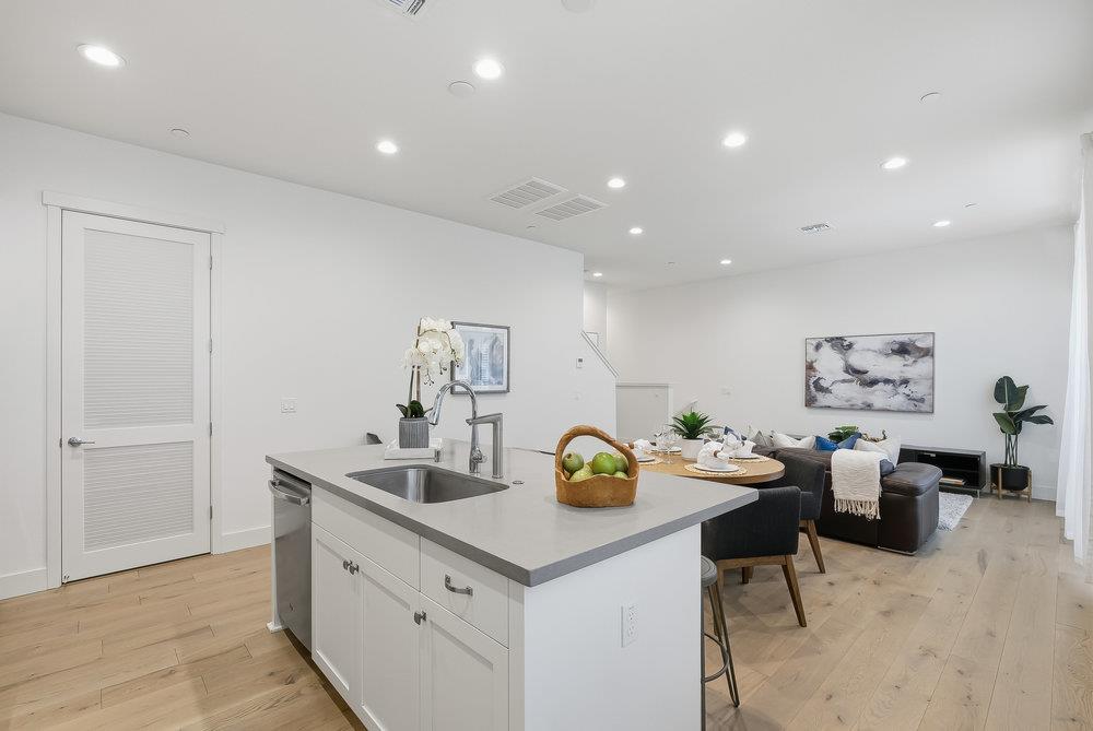 Detail Gallery Image 12 of 41 For 254 Terraine St, San Jose,  CA 95110 - 2 Beds | 2/1 Baths